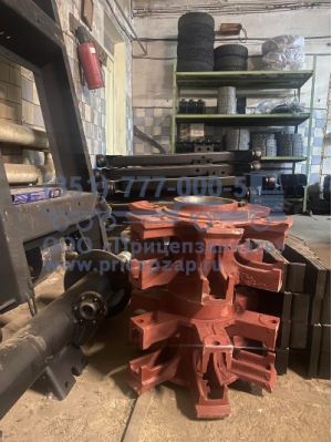 Склад со ступицами на полуприцепы